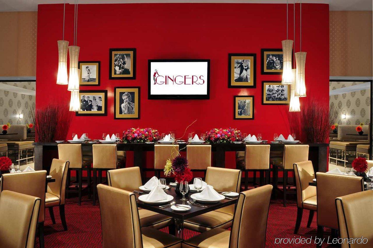 Doubletree Suites By Hilton Nyc - Times Square New York Restoran fotoğraf
