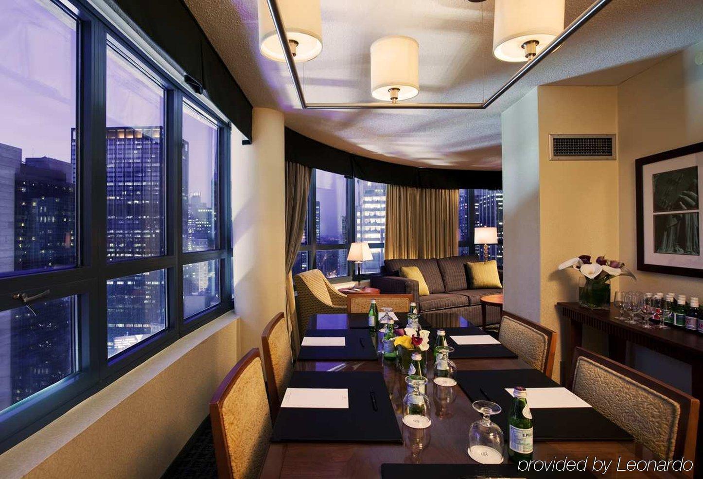 Doubletree Suites By Hilton Nyc - Times Square New York Oda fotoğraf